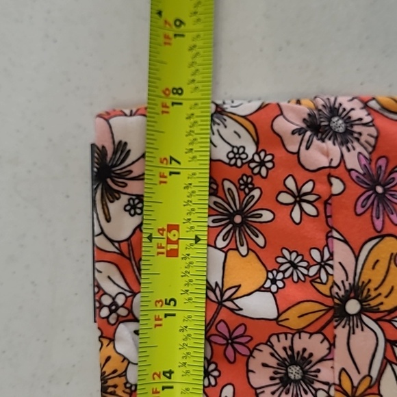 💥3for$12💥 NWT No Boundaries Floral High-rise Crop Pants size XXXL (21) - Picture 6 of 8